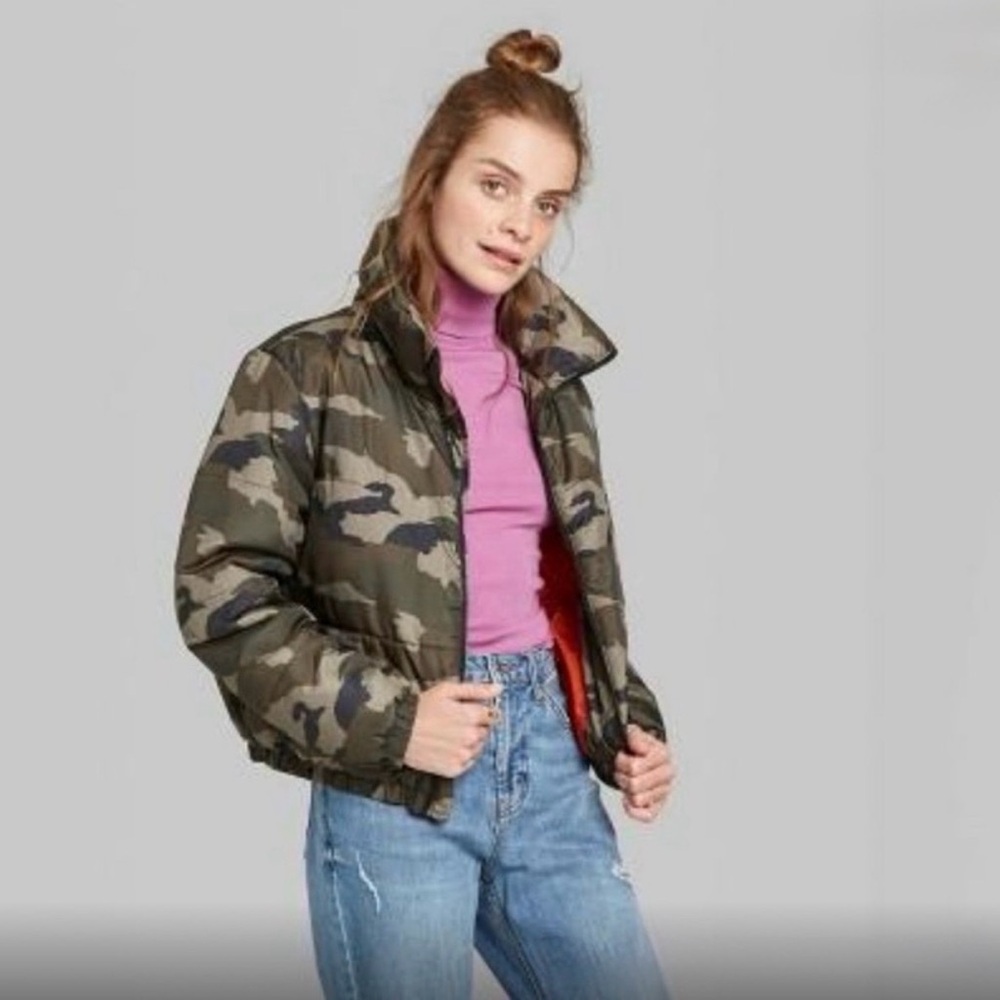 Wild Fable Camouflage Women's Cropped Puffer Jacket